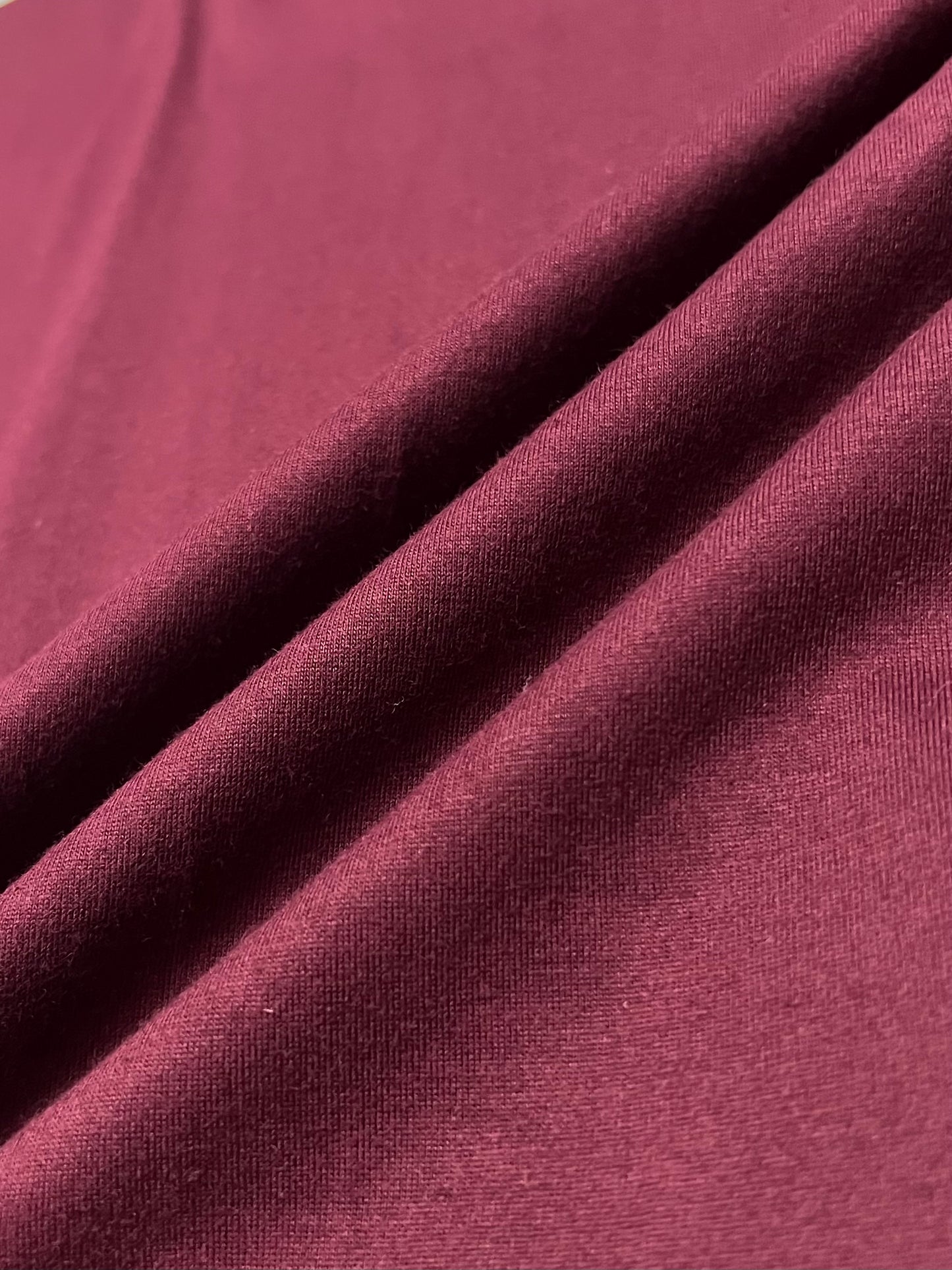 CLASSIC TEE IN WINE