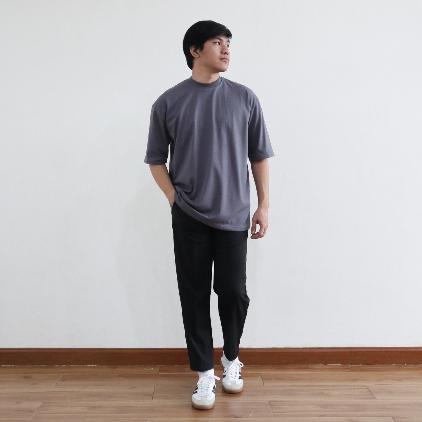 OVERSIZED KOREAN TEE IN DARK GRAY