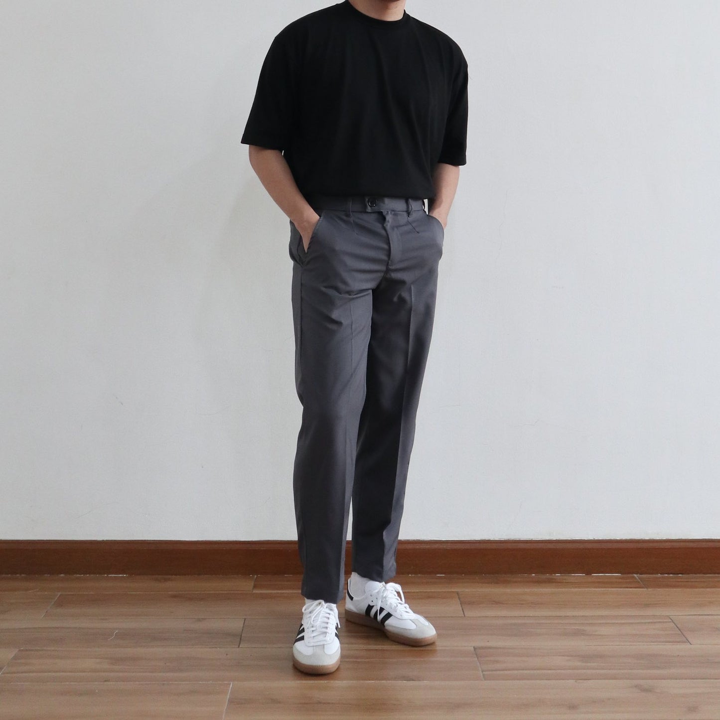 SMART TROUSERS IN DARK GRAY
