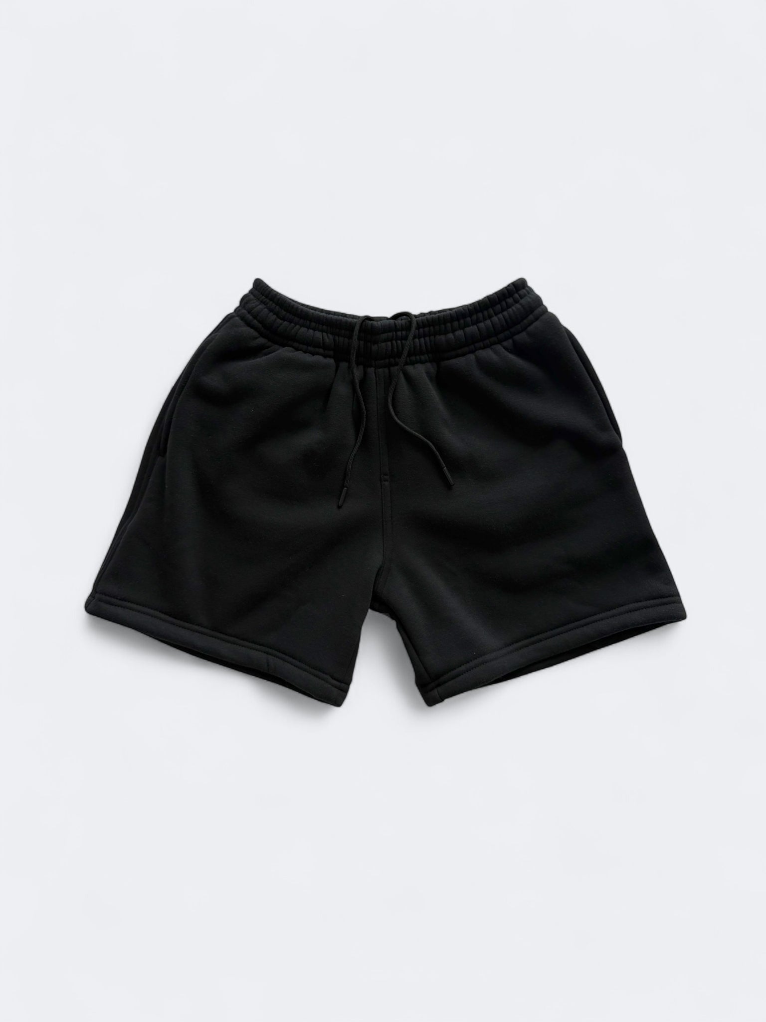 SWEATSHORTS IN BLACK