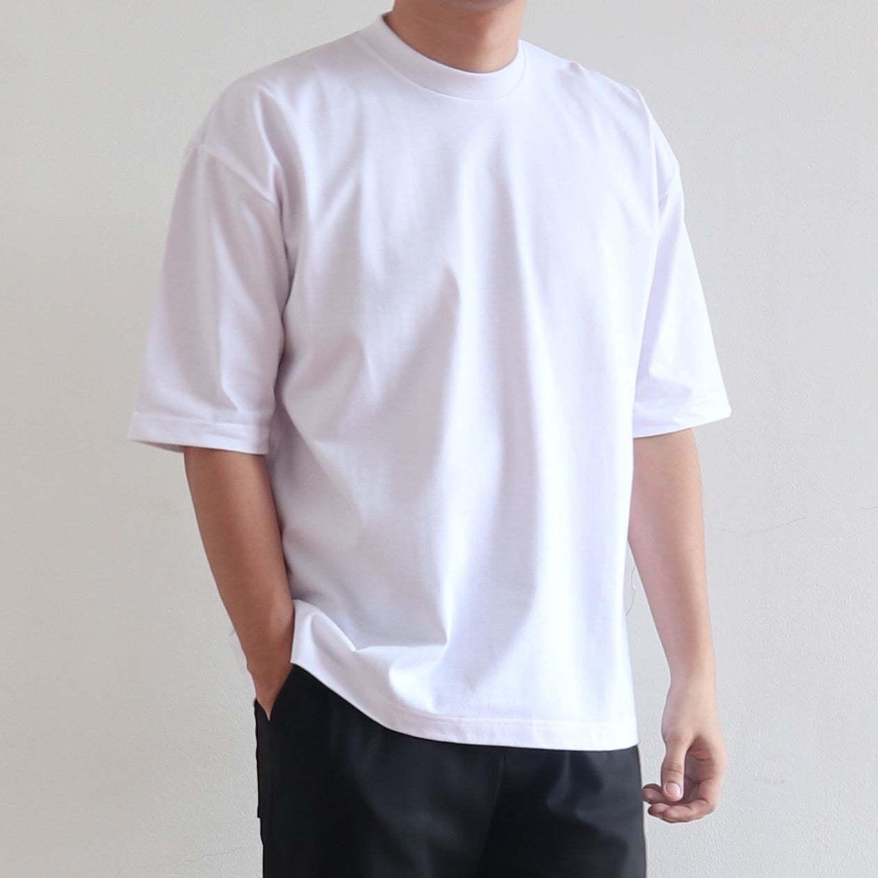 BOX TEE IN WHITE