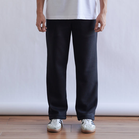 SWEATPANTS IN BLACK