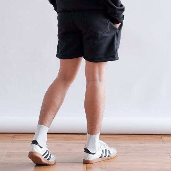 SWEATSHORTS IN BLACK