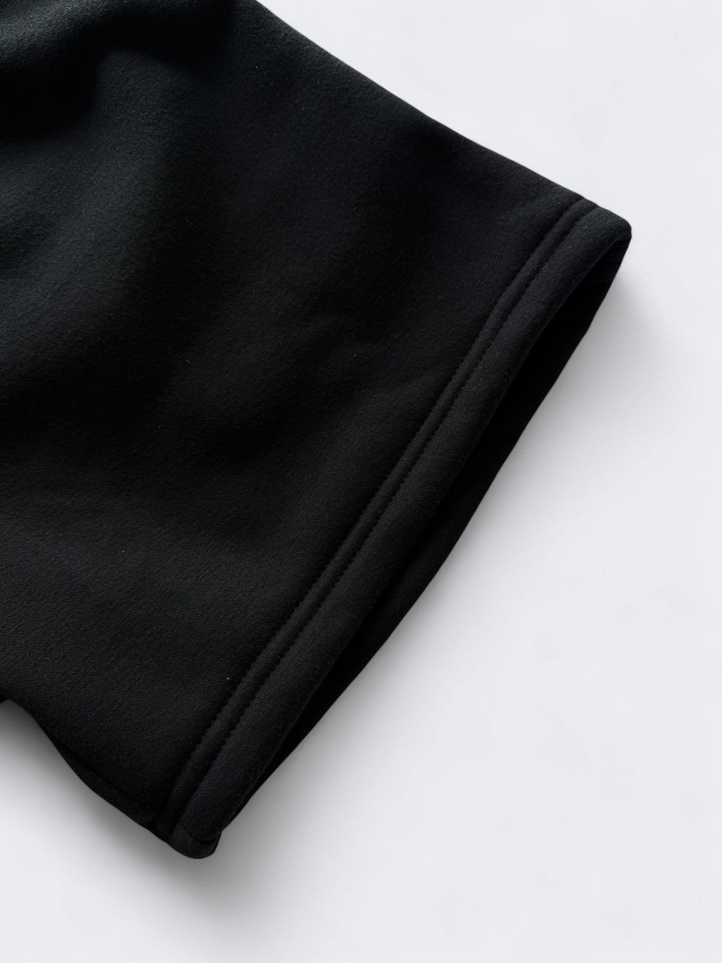 SWEATSHORTS IN BLACK