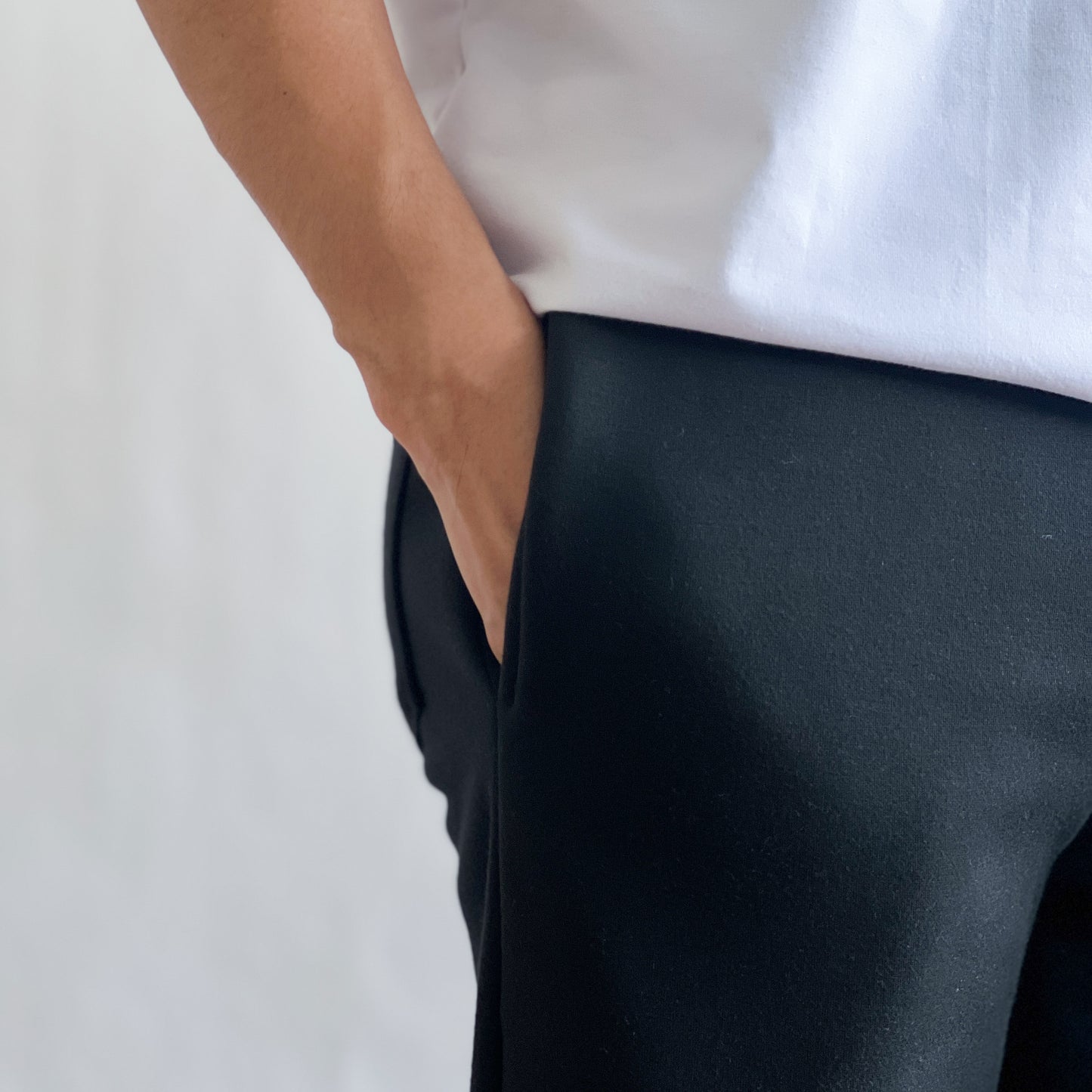 SWEATPANTS IN BLACK