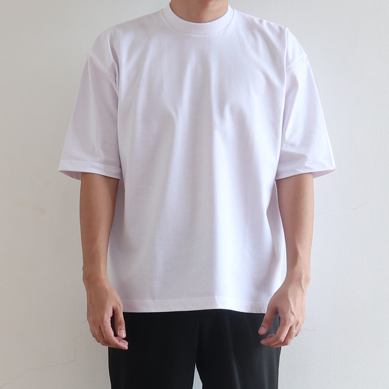 BOX TEE IN WHITE