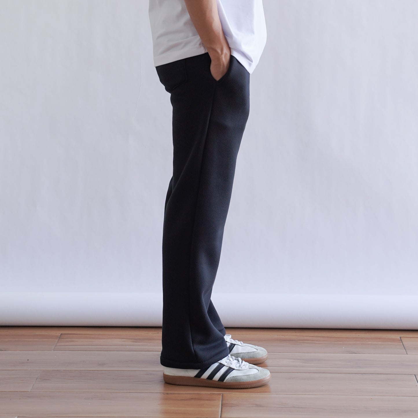 SWEATPANTS IN BLACK