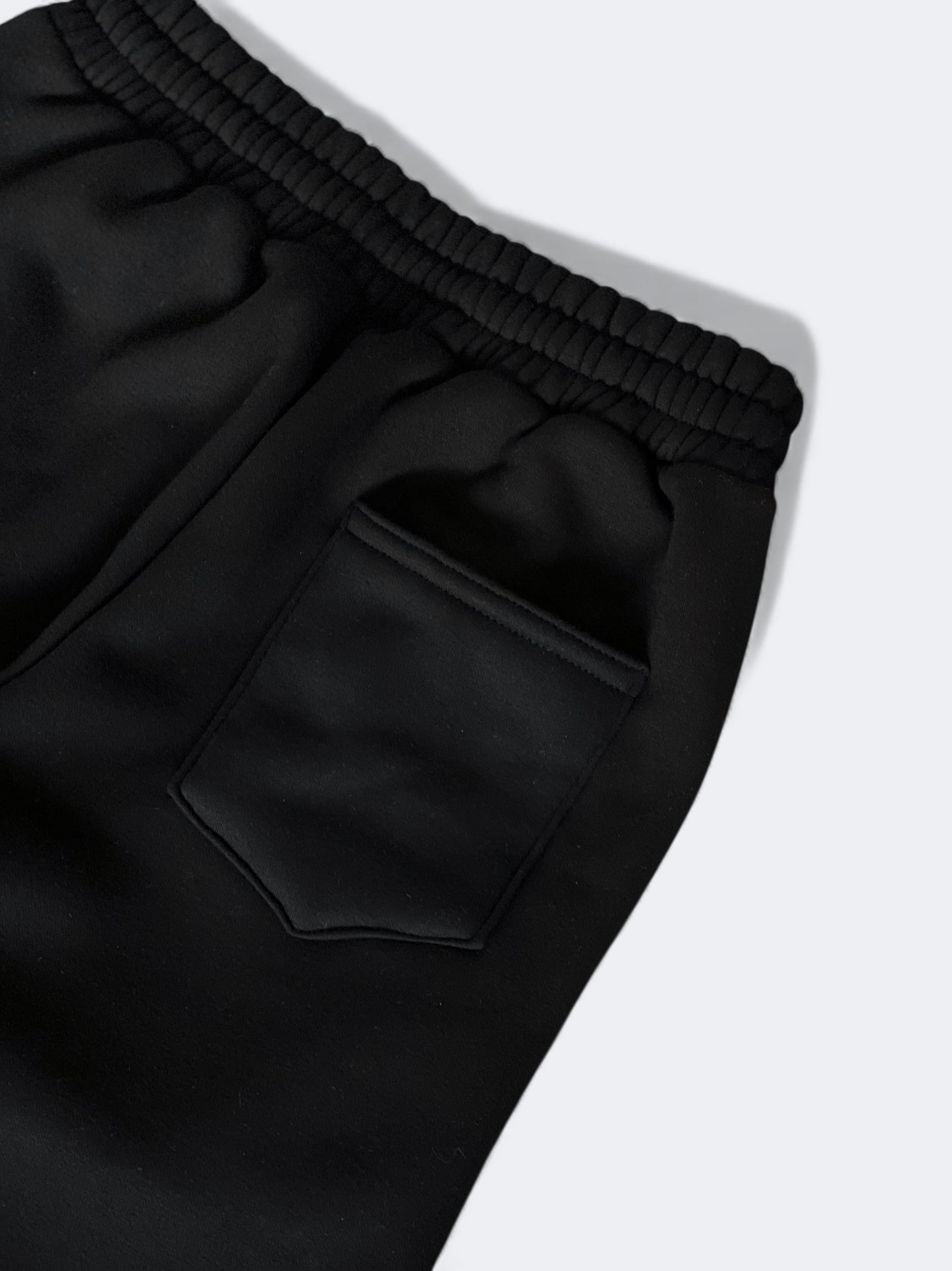 SWEATPANTS IN BLACK