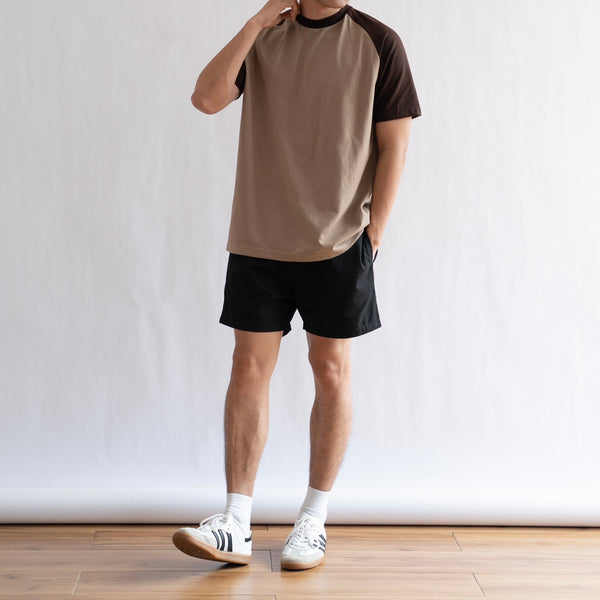 CLASSIC RAGLAN TEE IN MOCHA/DARK BROWN