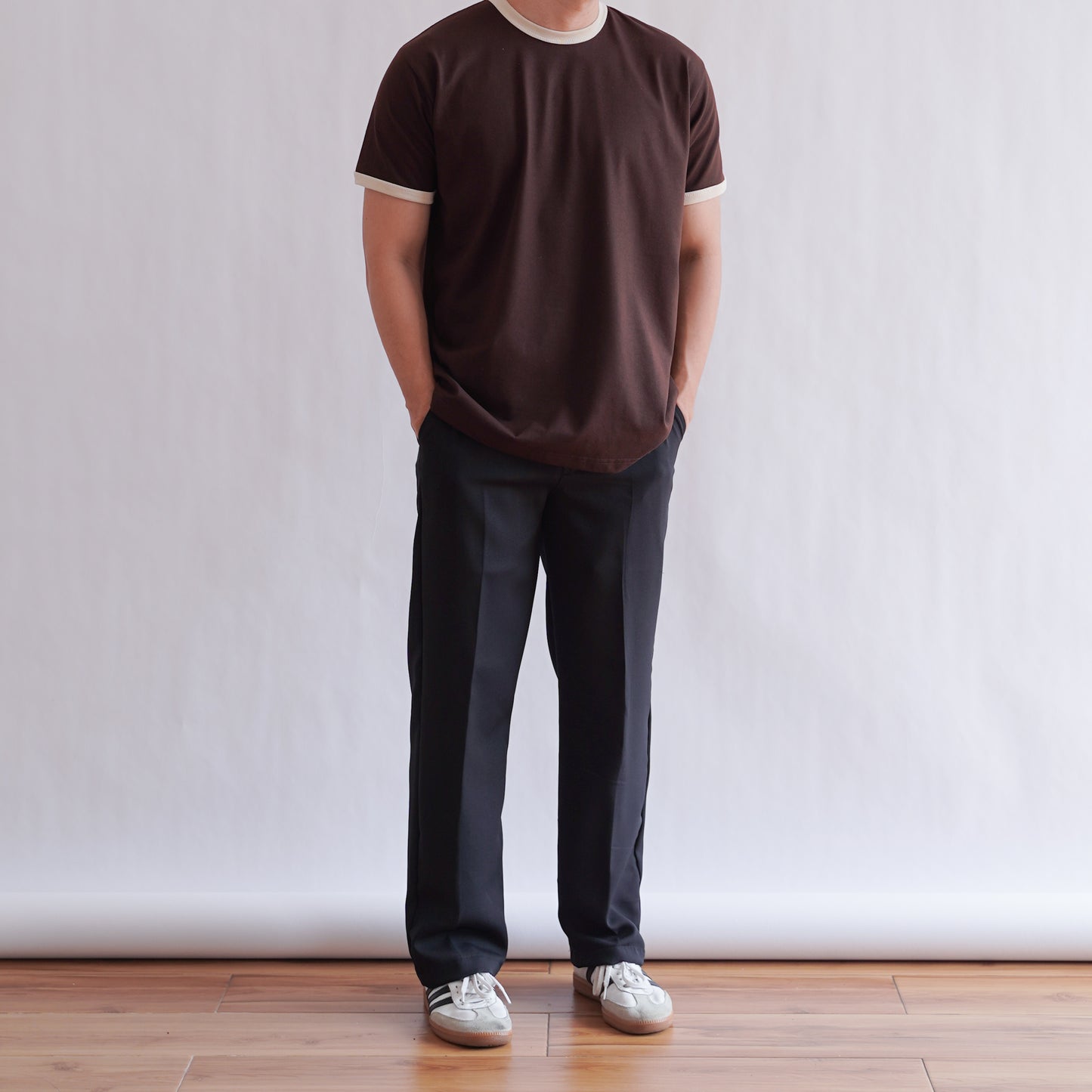 CLASSIC RINGER O TEE IN DARK BROWN/OFF WHITE