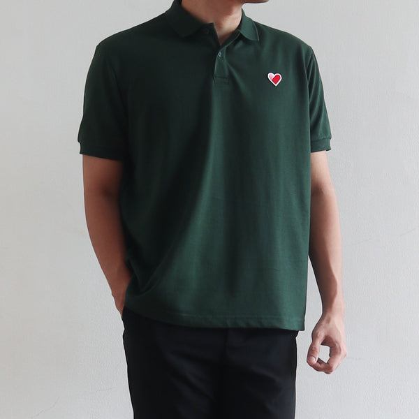 CLASSIC FINGER HEART POLO SHIRT IN FOREST GREEN