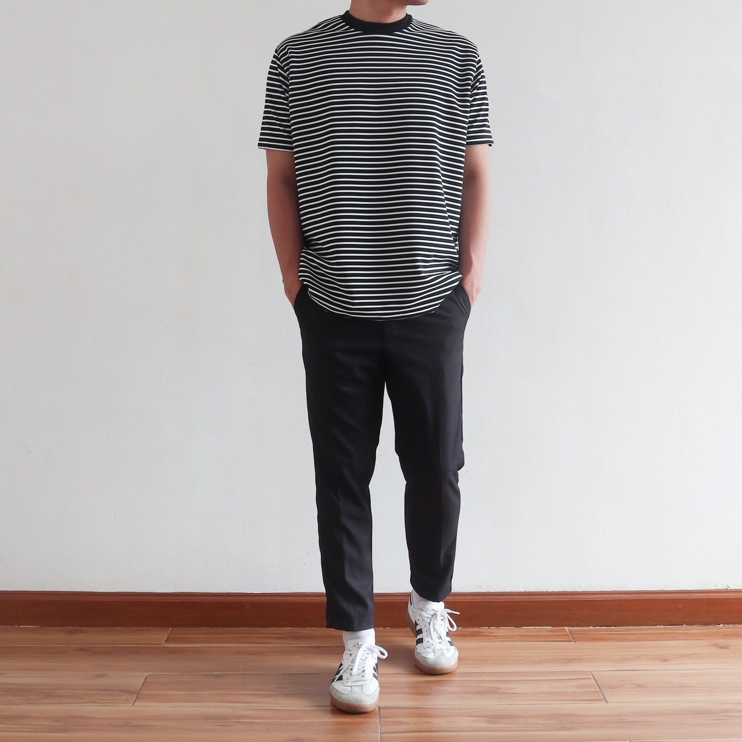CLASSIC STRIPED TEE IN BLACK