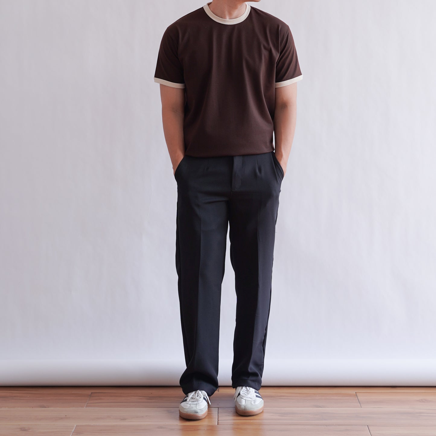 CLASSIC RINGER O TEE IN DARK BROWN/OFF WHITE
