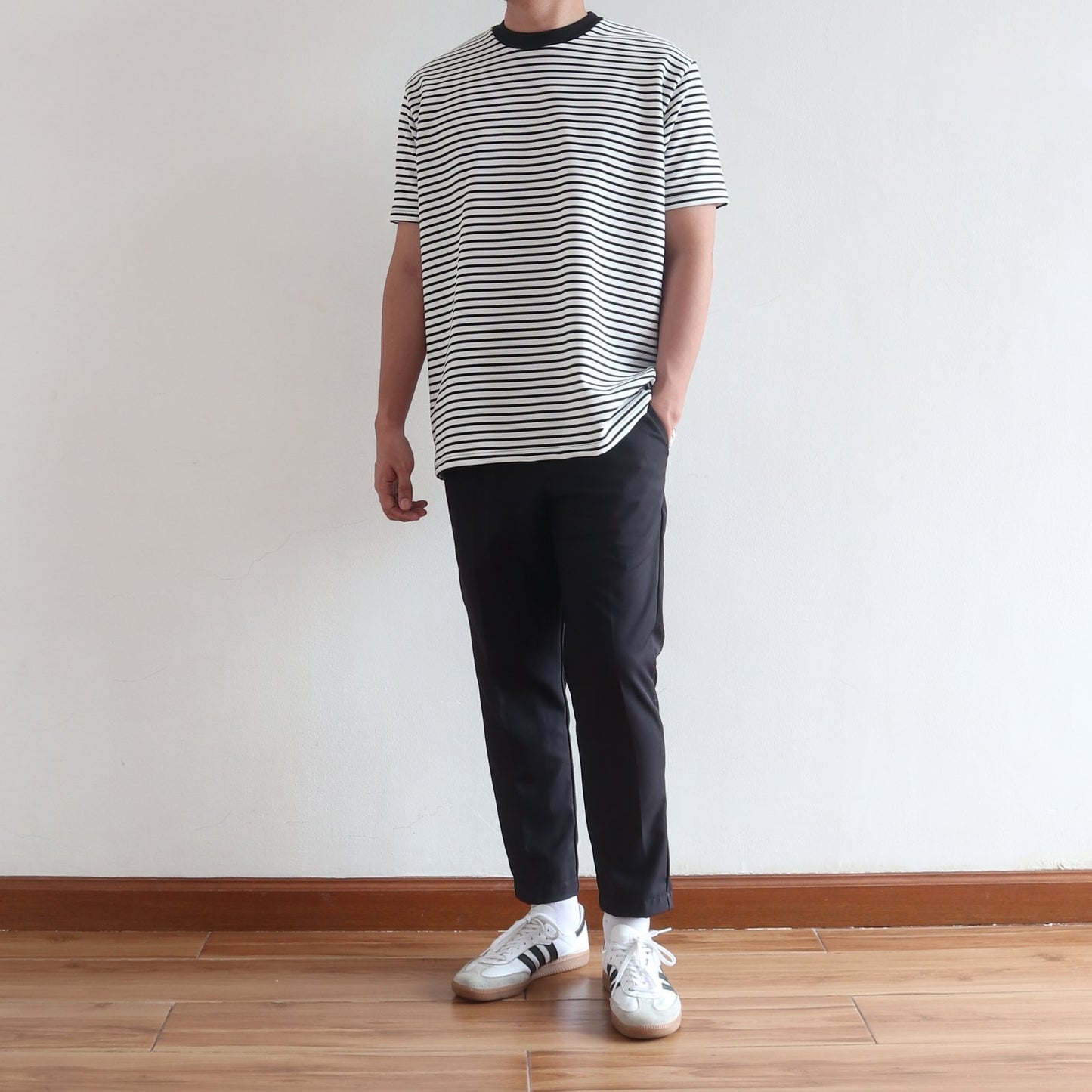 CLASSIC STRIPED TEE IN WHITE