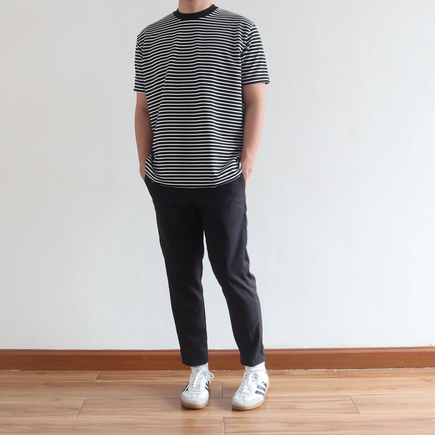 CLASSIC STRIPED TEE IN BLACK