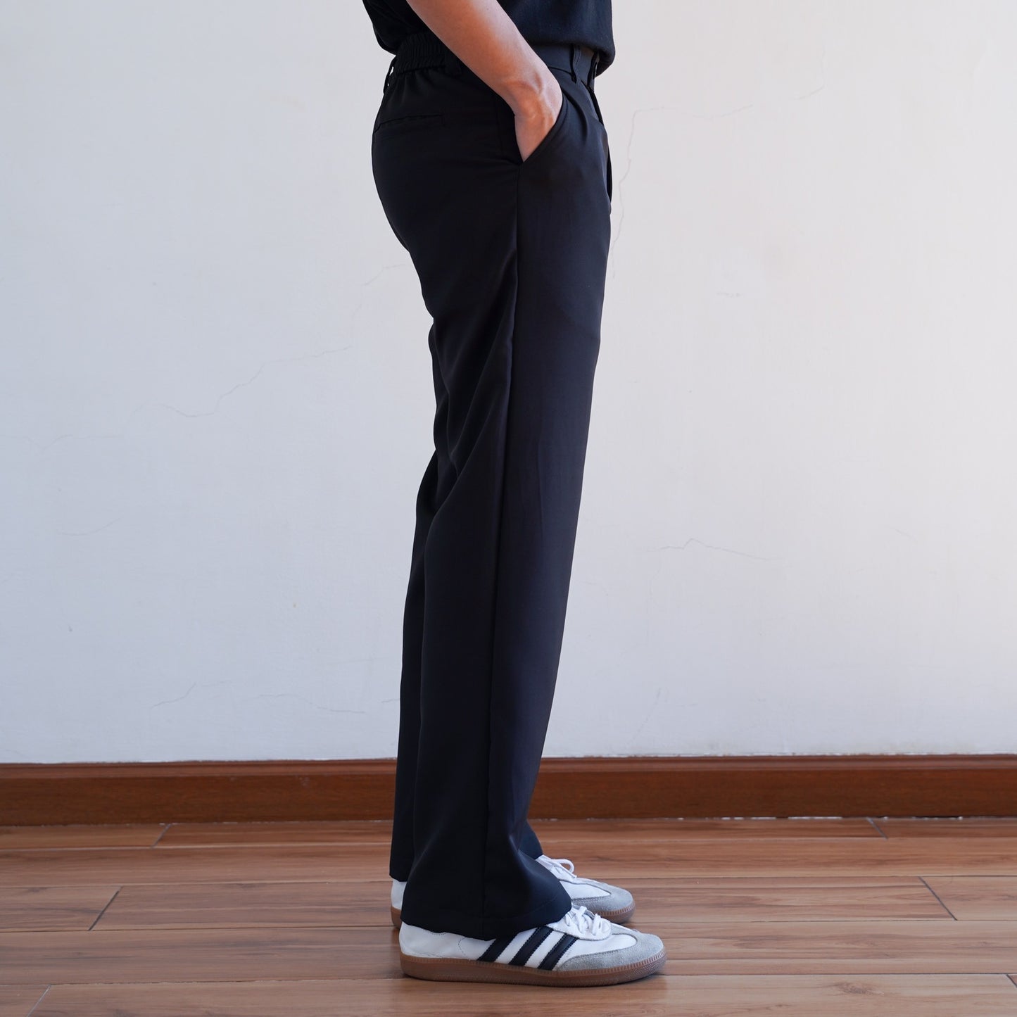 WIDE LEG PANTS IN BLACK