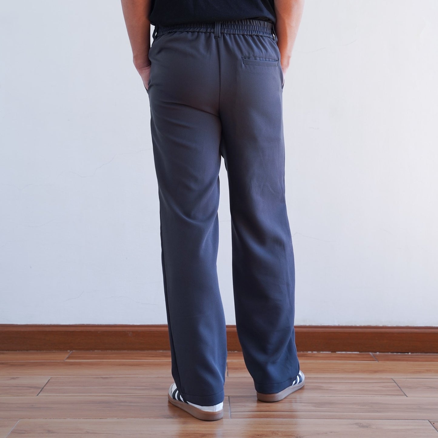 WIDE LEG PANTS IN DARK GRAY