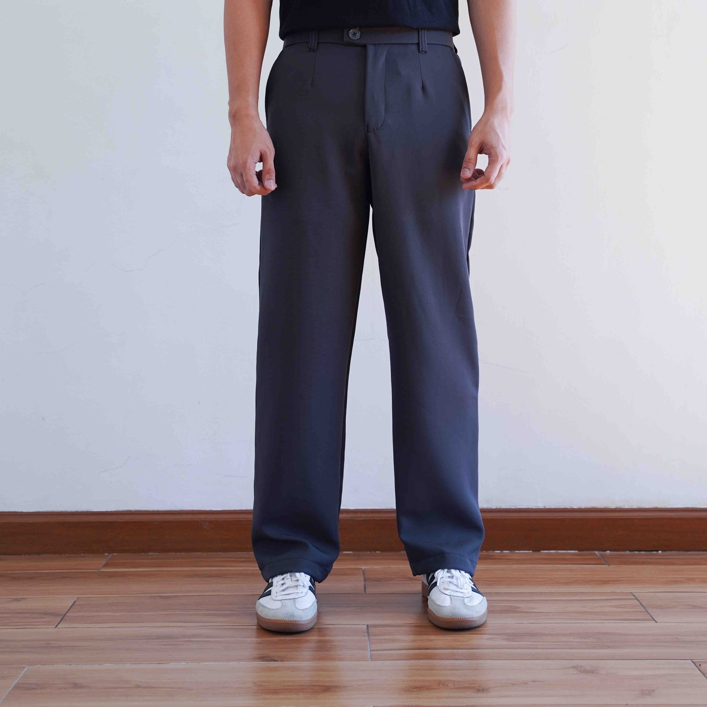 WIDE LEG PANTS IN DARK GRAY