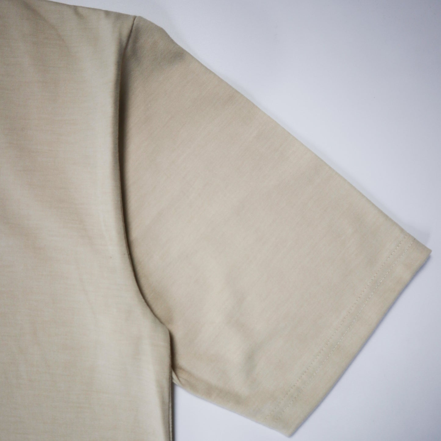 OVERSIZED KOREAN TEE IN OFF WHITE
