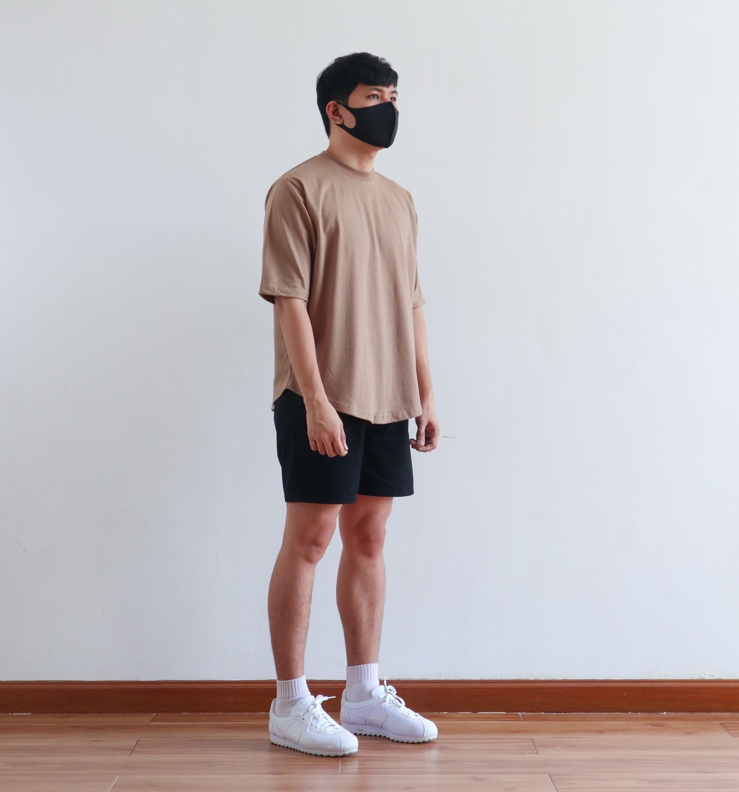 BOXY CURVE HEM TEE IN MOCHA BROWN