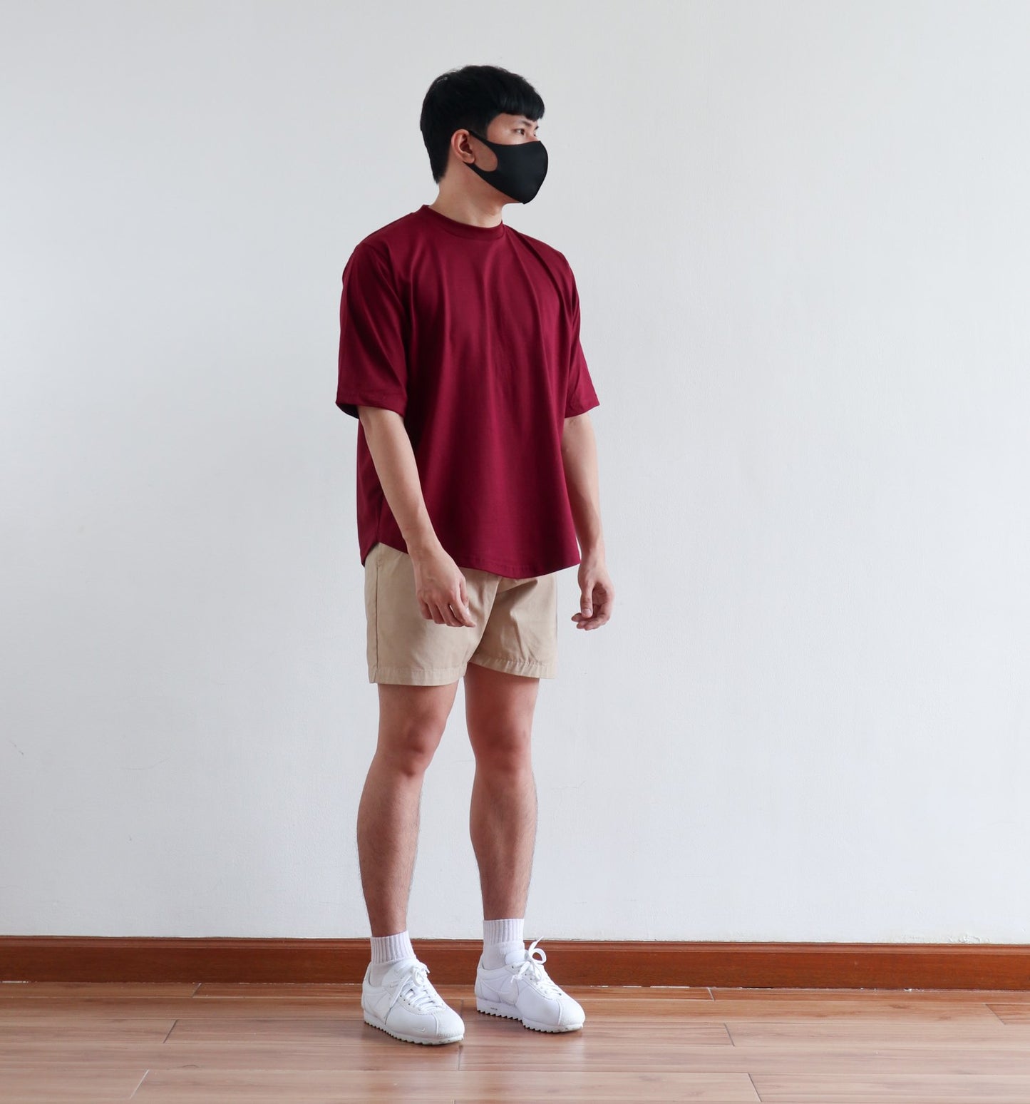 BOXY CURVE HEM TEE IN WINE