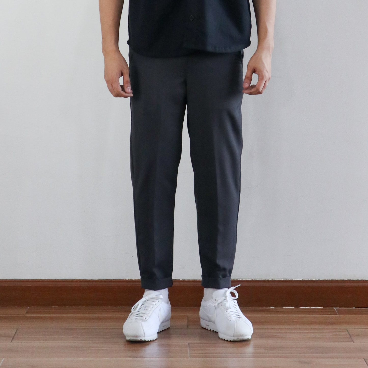 KOREAN ANKLE PANTS IN GRAY