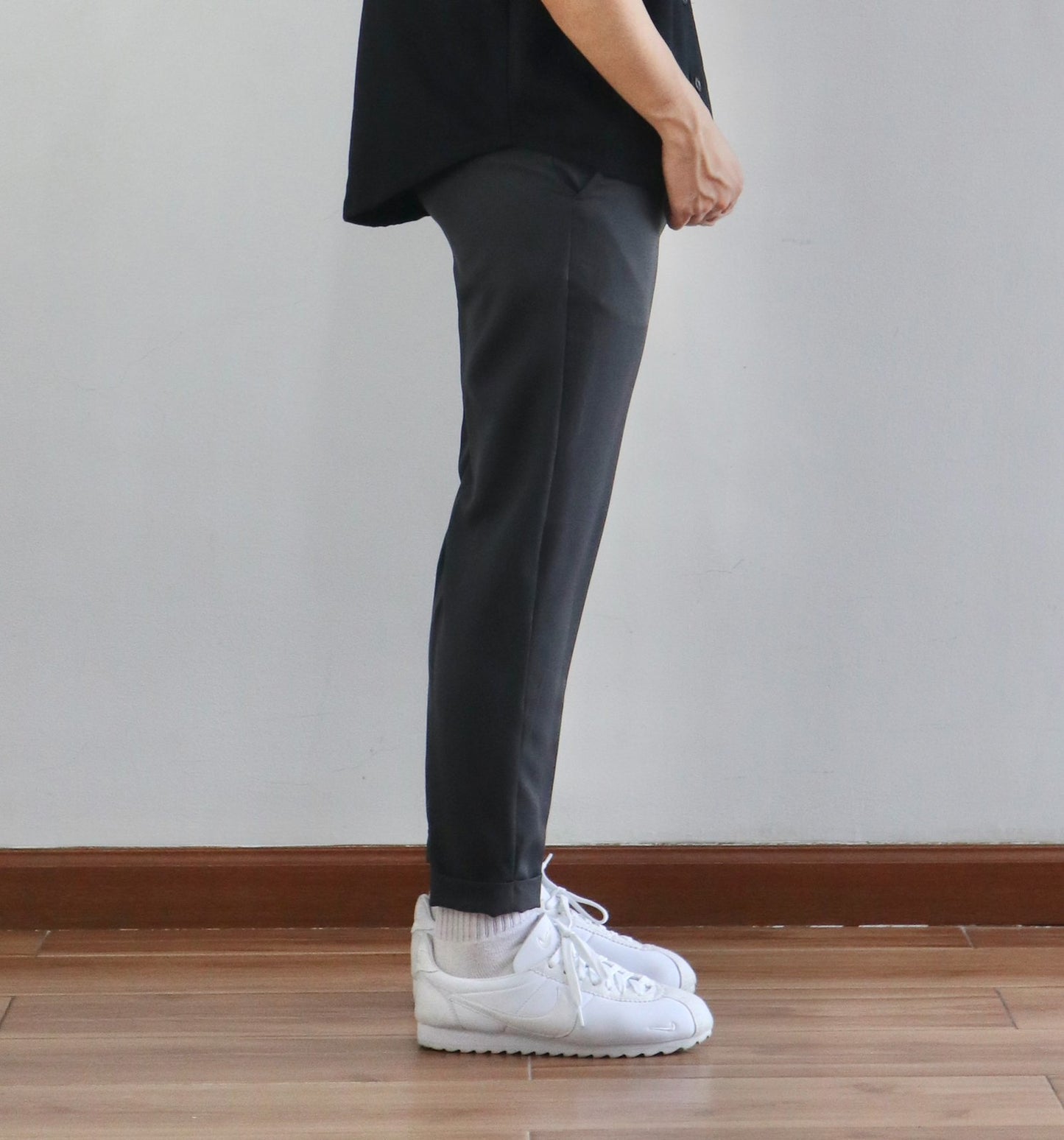 KOREAN ANKLE PANTS IN GRAY