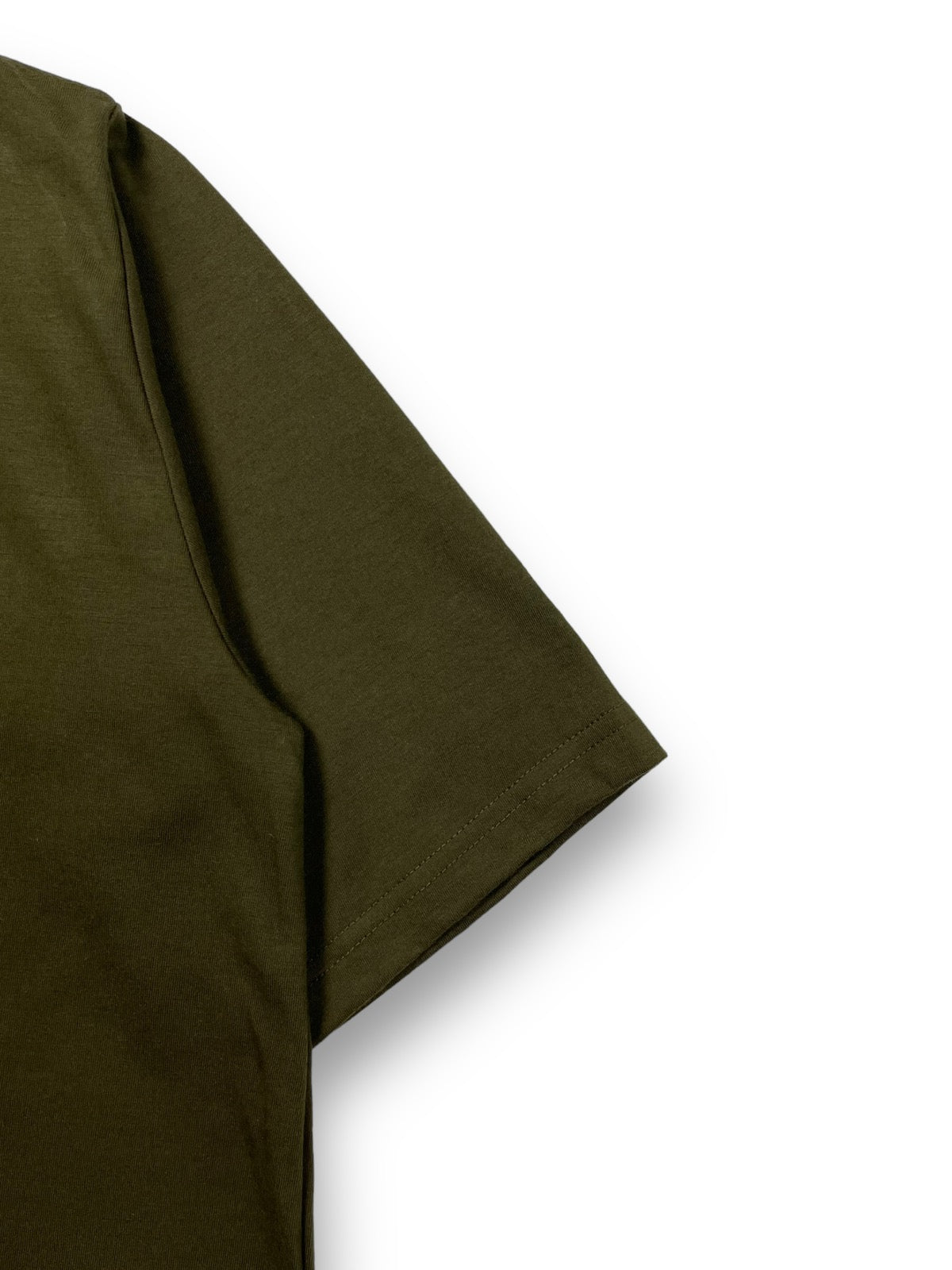BOXY CURVE HEM TEE IN ARMY GREEN