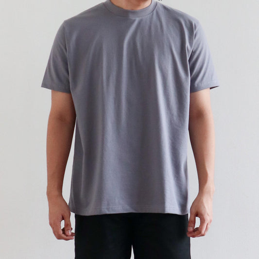 CLASSIC TEE IN STONE GRAY