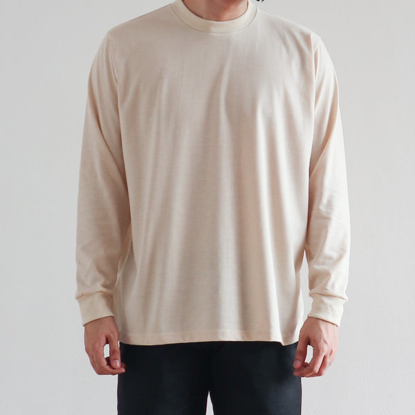 LONG SLEEVE TEE IN OFF WHITE