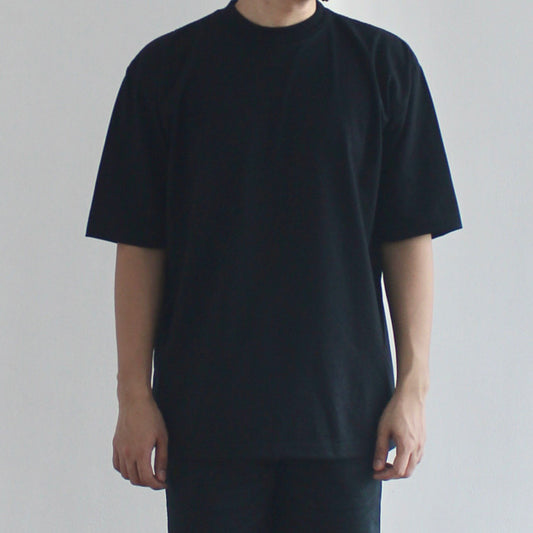 OVERSIZED KOREAN TEE IN BLACK