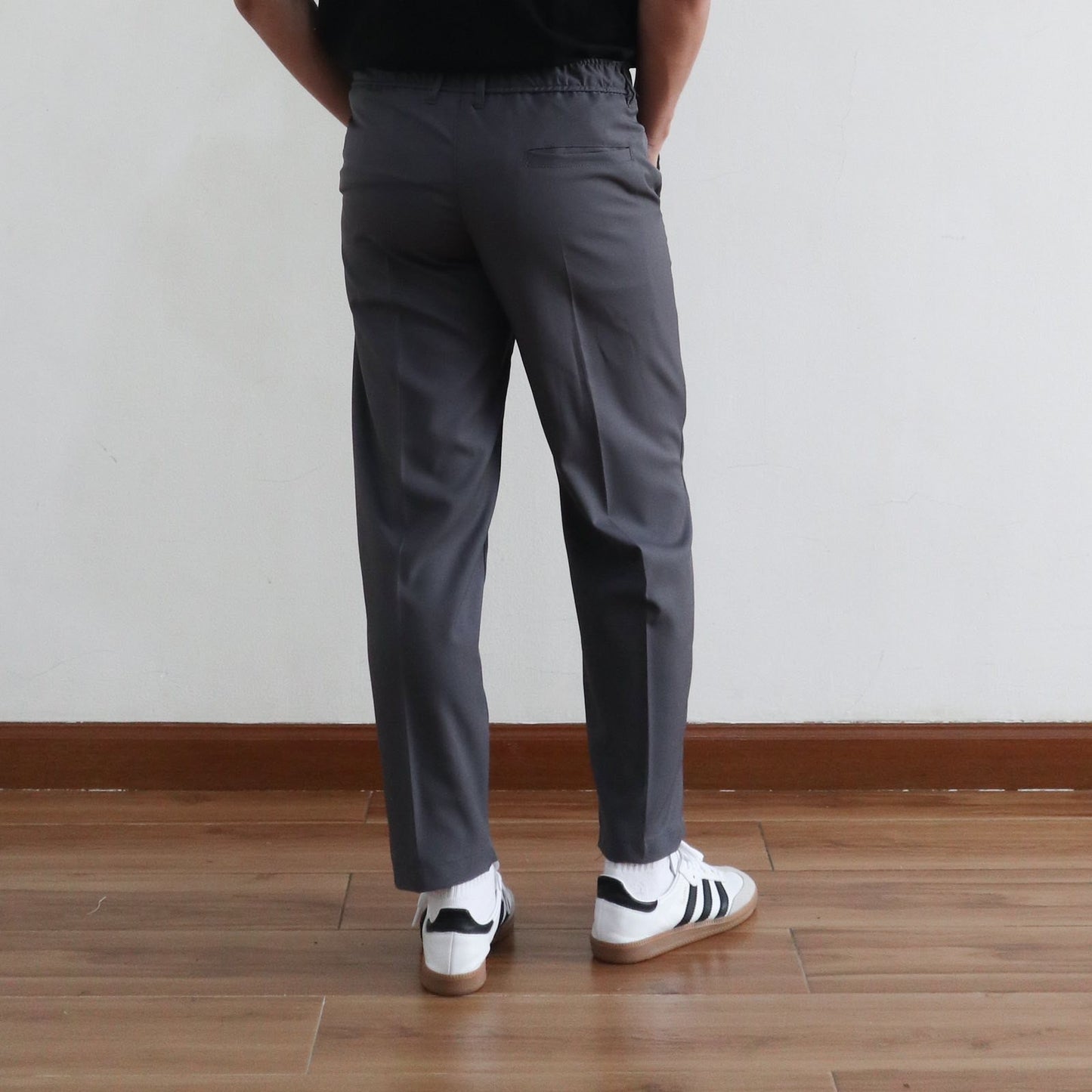 SMART TROUSERS IN DARK GRAY