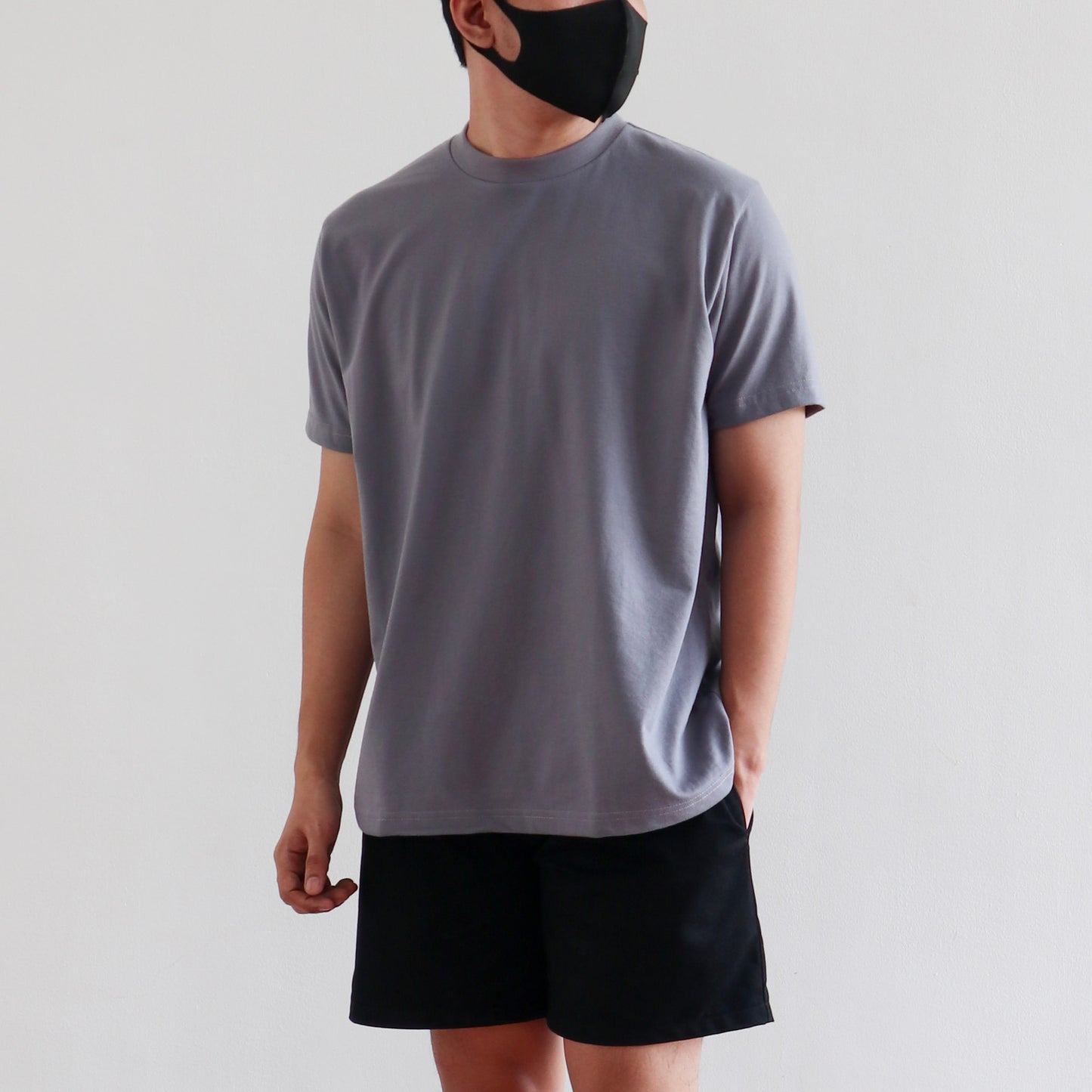 CLASSIC TEE IN STONE GRAY