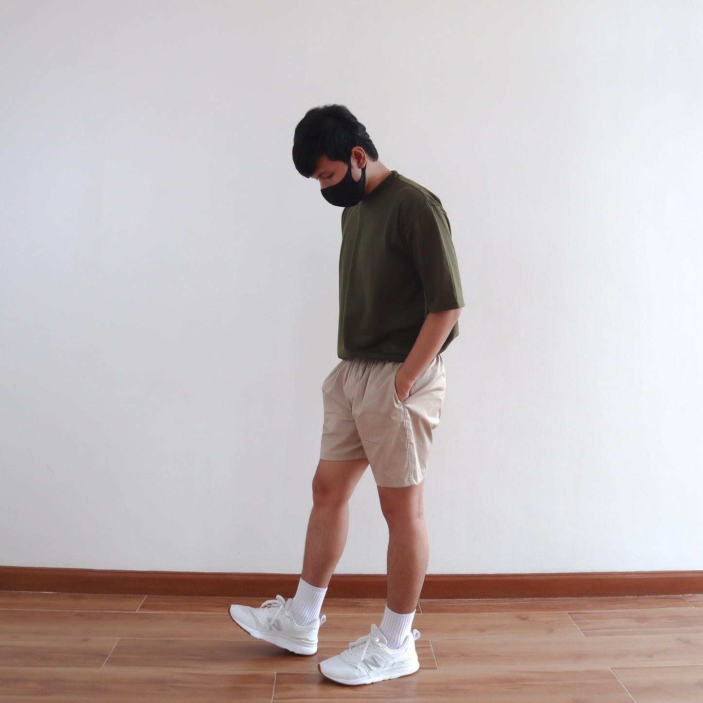 OVERSIZED KOREAN TEE IN ARMY GREEN