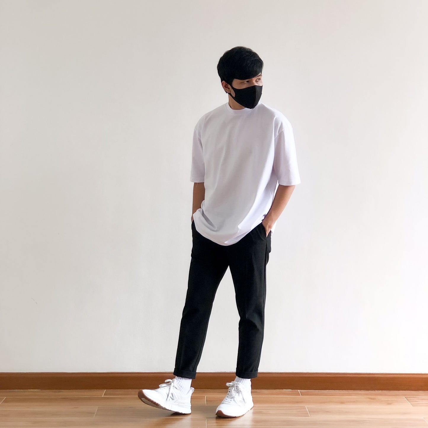 OVERSIZED KOREAN TEE IN WHITE