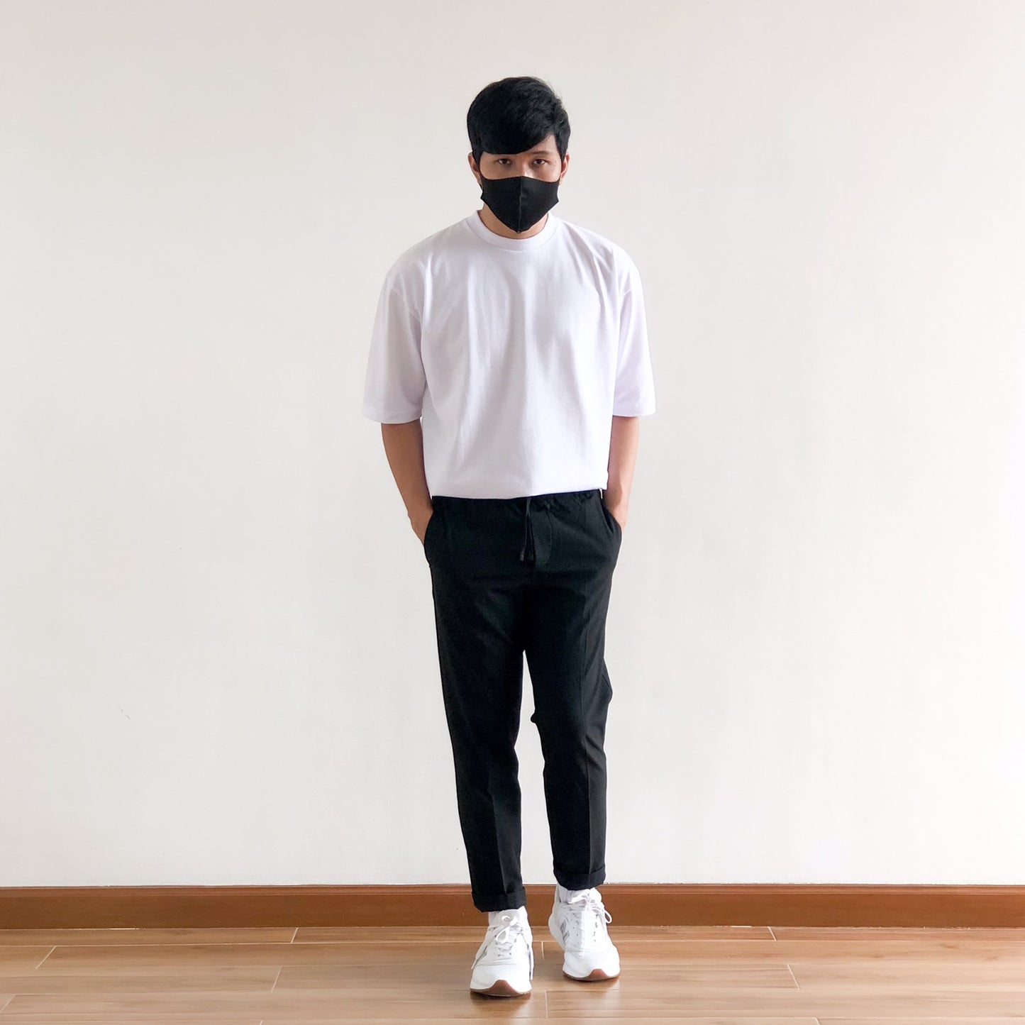 OVERSIZED KOREAN TEE IN WHITE