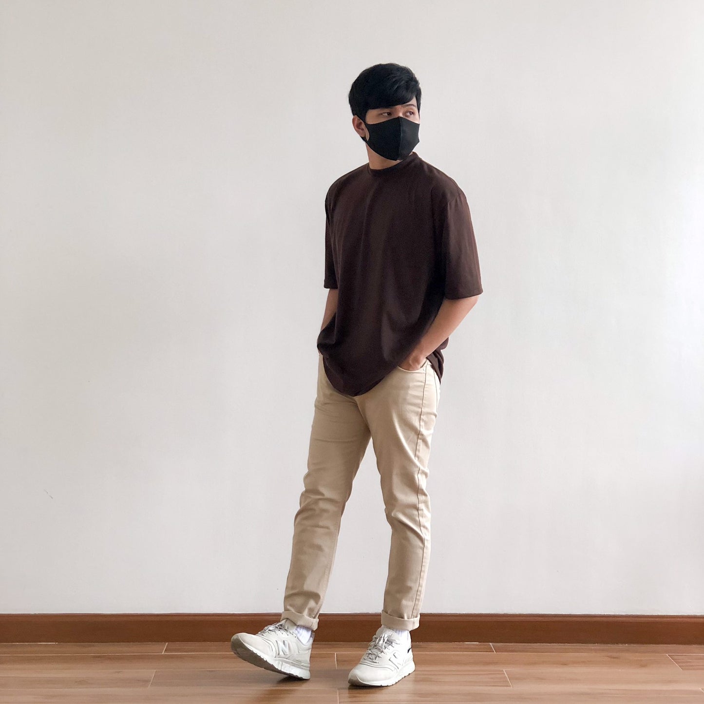 OVERSIZED KOREAN TEE IN DARK BROWN