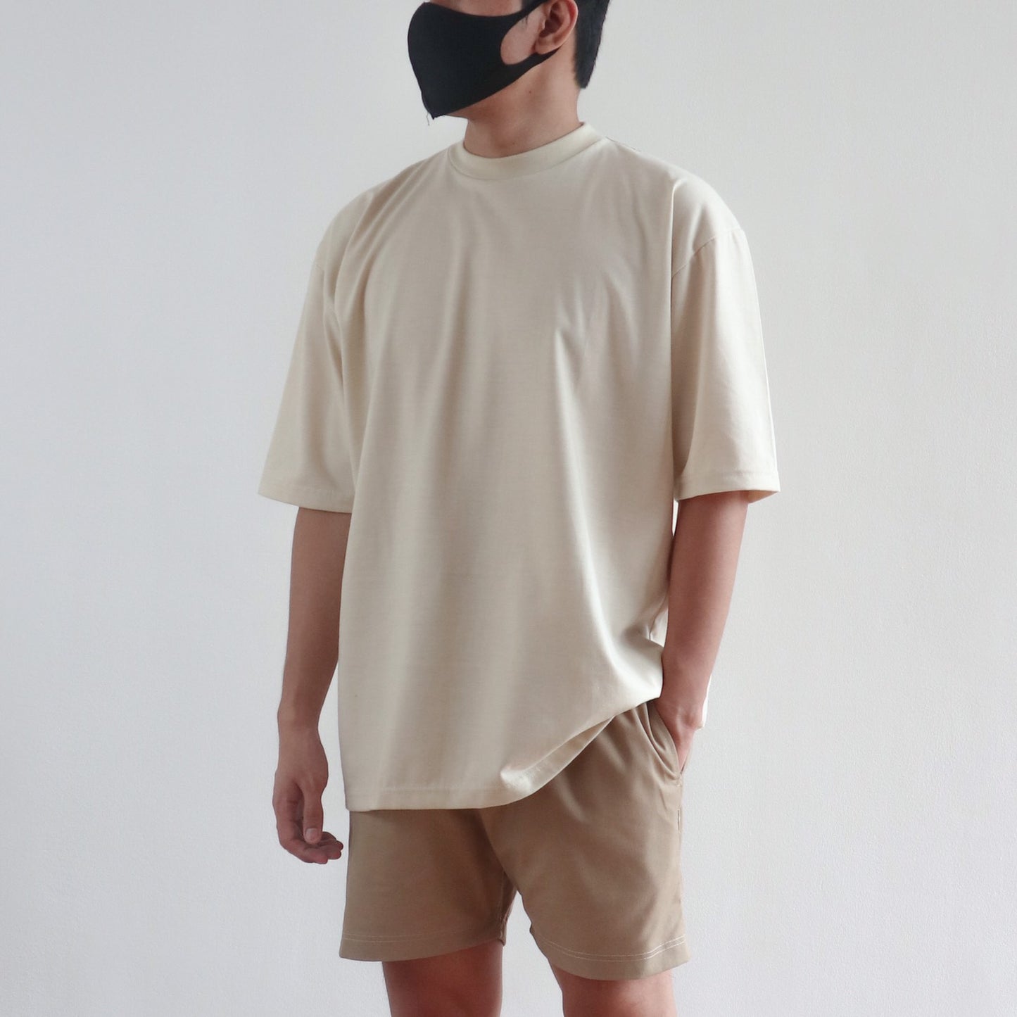 OVERSIZED KOREAN TEE IN OFF WHITE