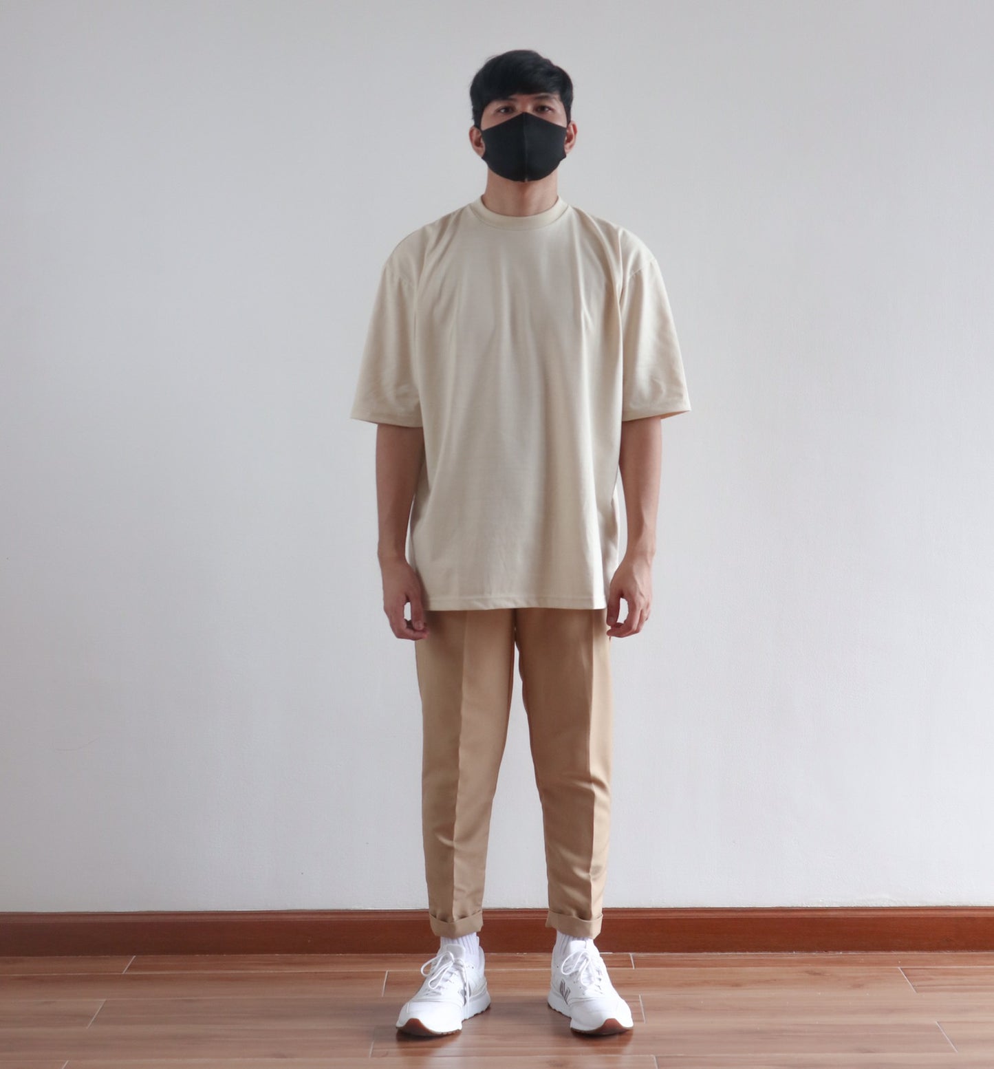 OVERSIZED KOREAN TEE IN OFF WHITE