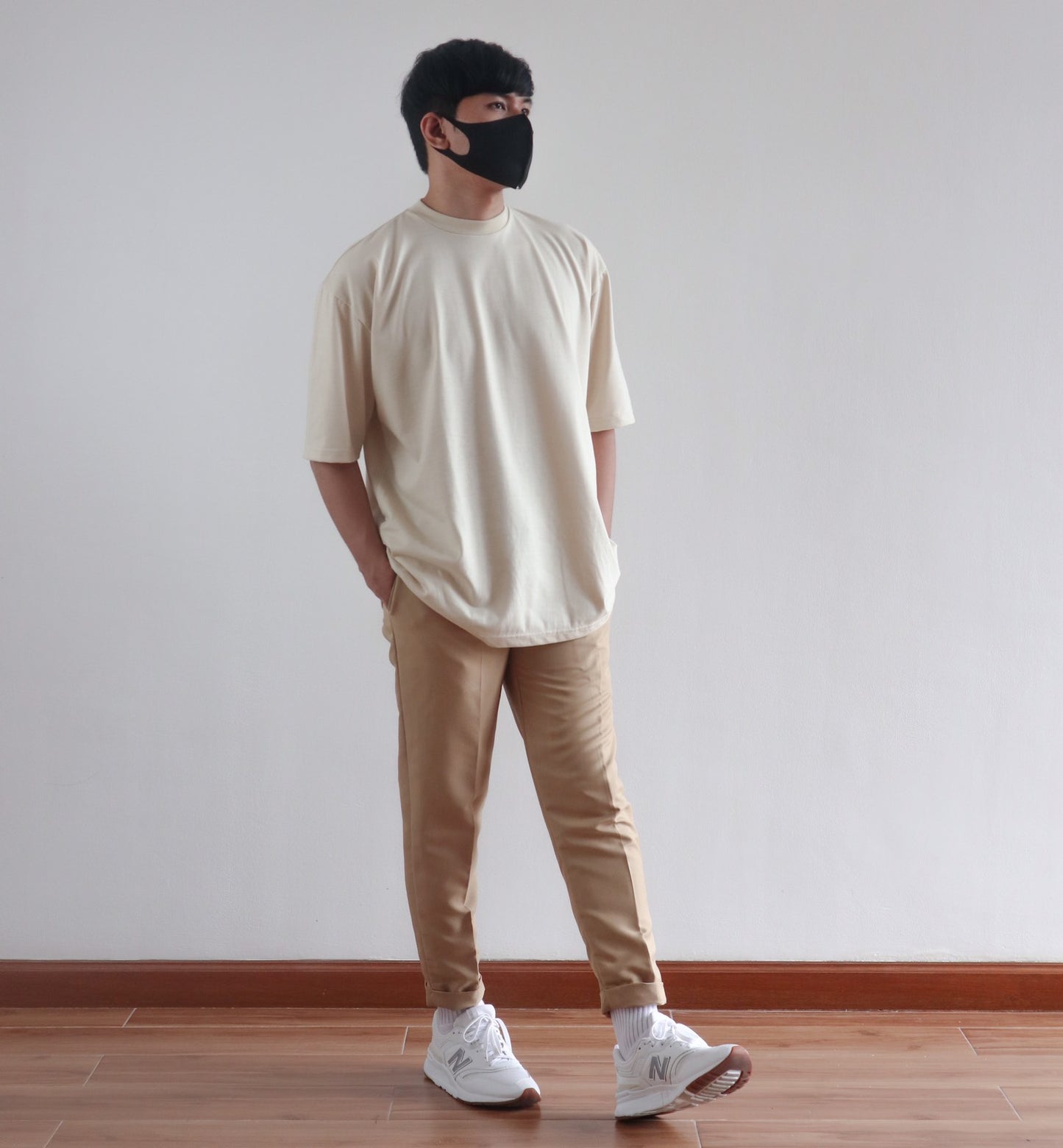 OVERSIZED KOREAN TEE IN OFF WHITE