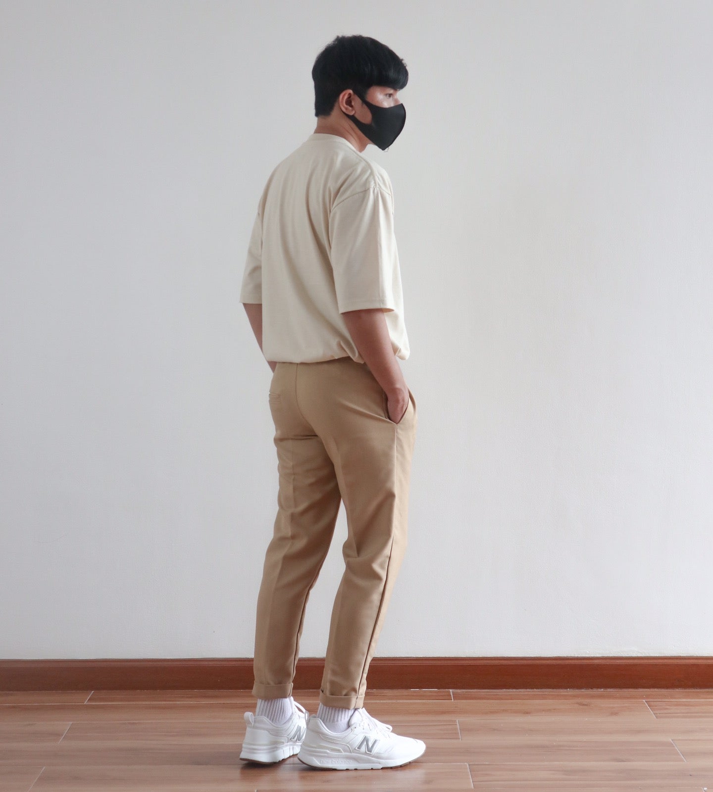 OVERSIZED KOREAN TEE IN OFF WHITE