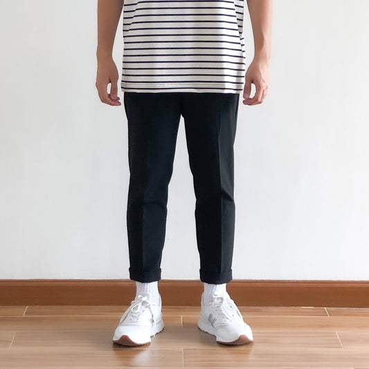 KOREAN ANKLE PANTS IN BLACK
