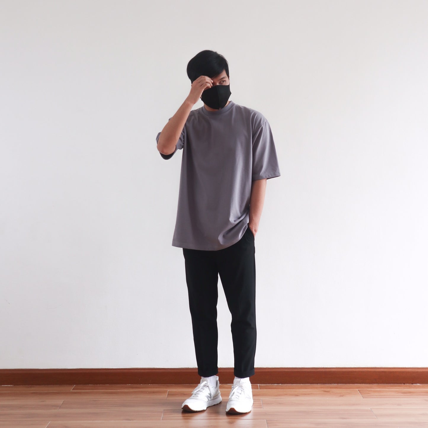 OVERSIZED KOREAN TEE IN STONE GRAY