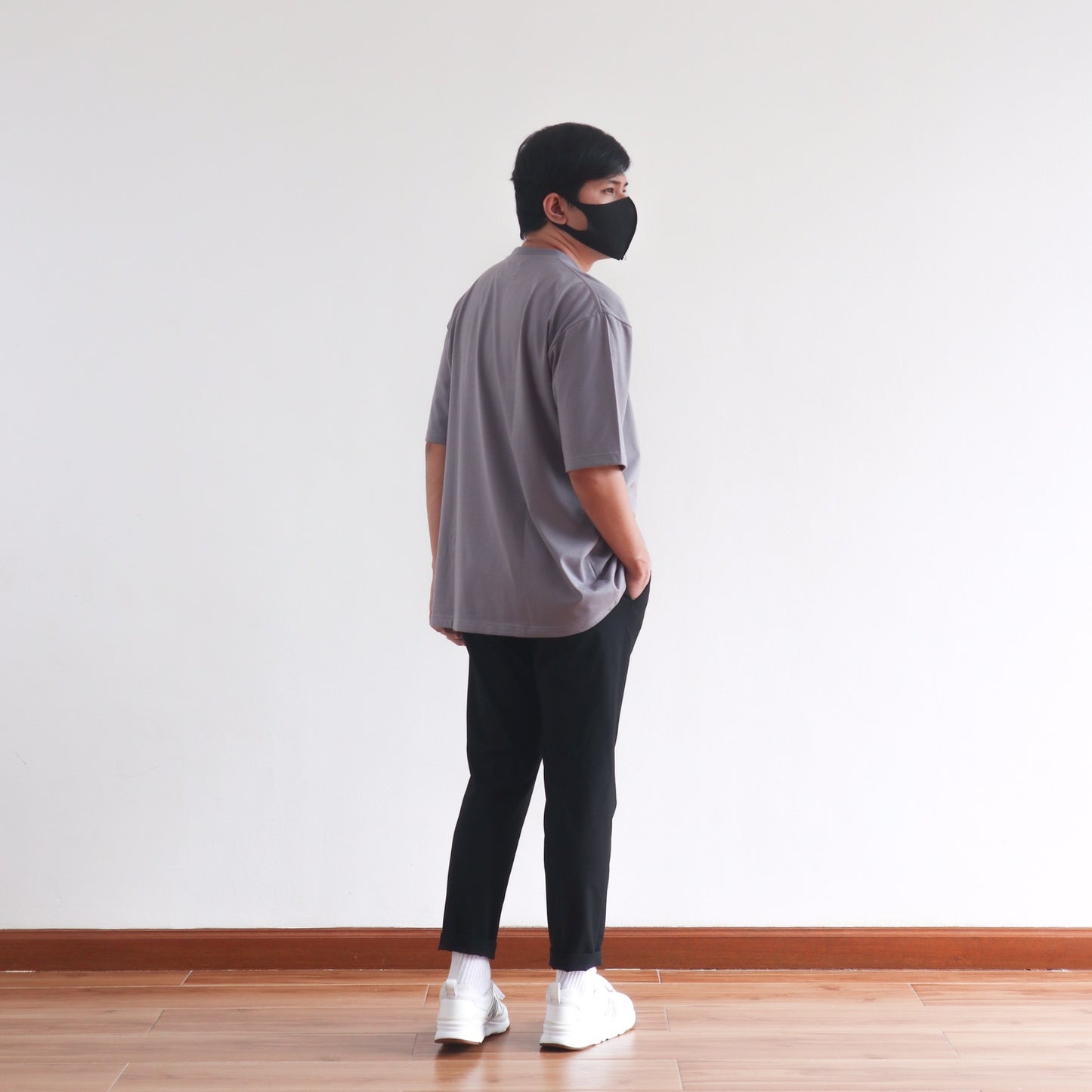 OVERSIZED KOREAN TEE IN STONE GRAY