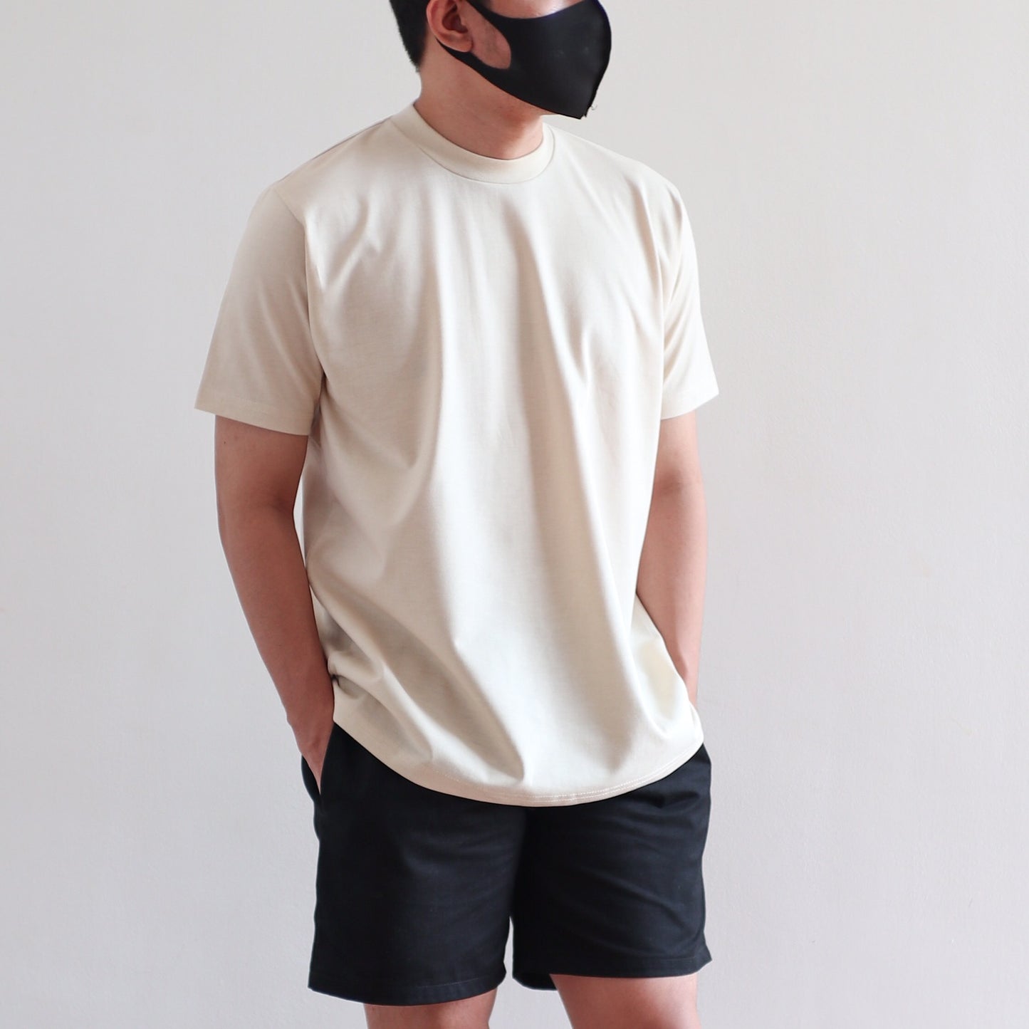 CLASSIC TEE IN OFF WHITE