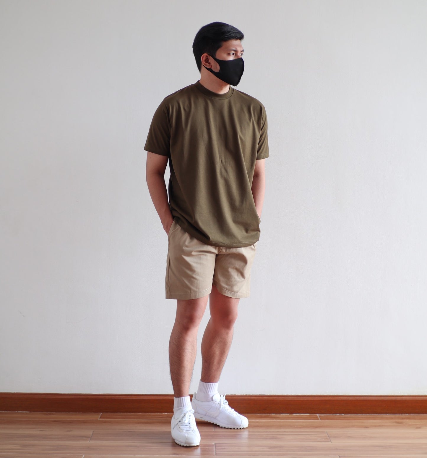 CLASSIC TEE IN ARMY GREEN