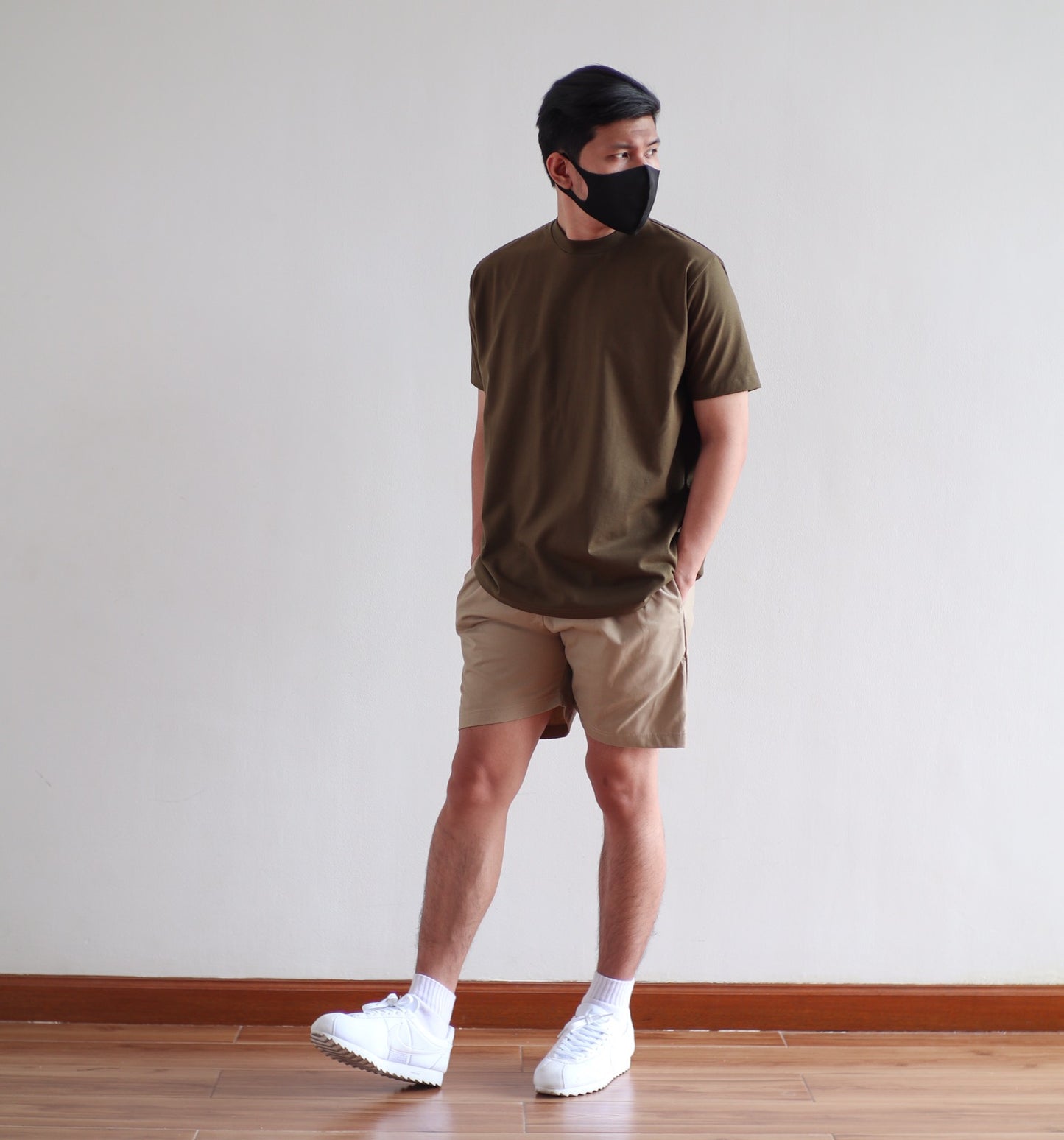 CLASSIC TEE IN ARMY GREEN
