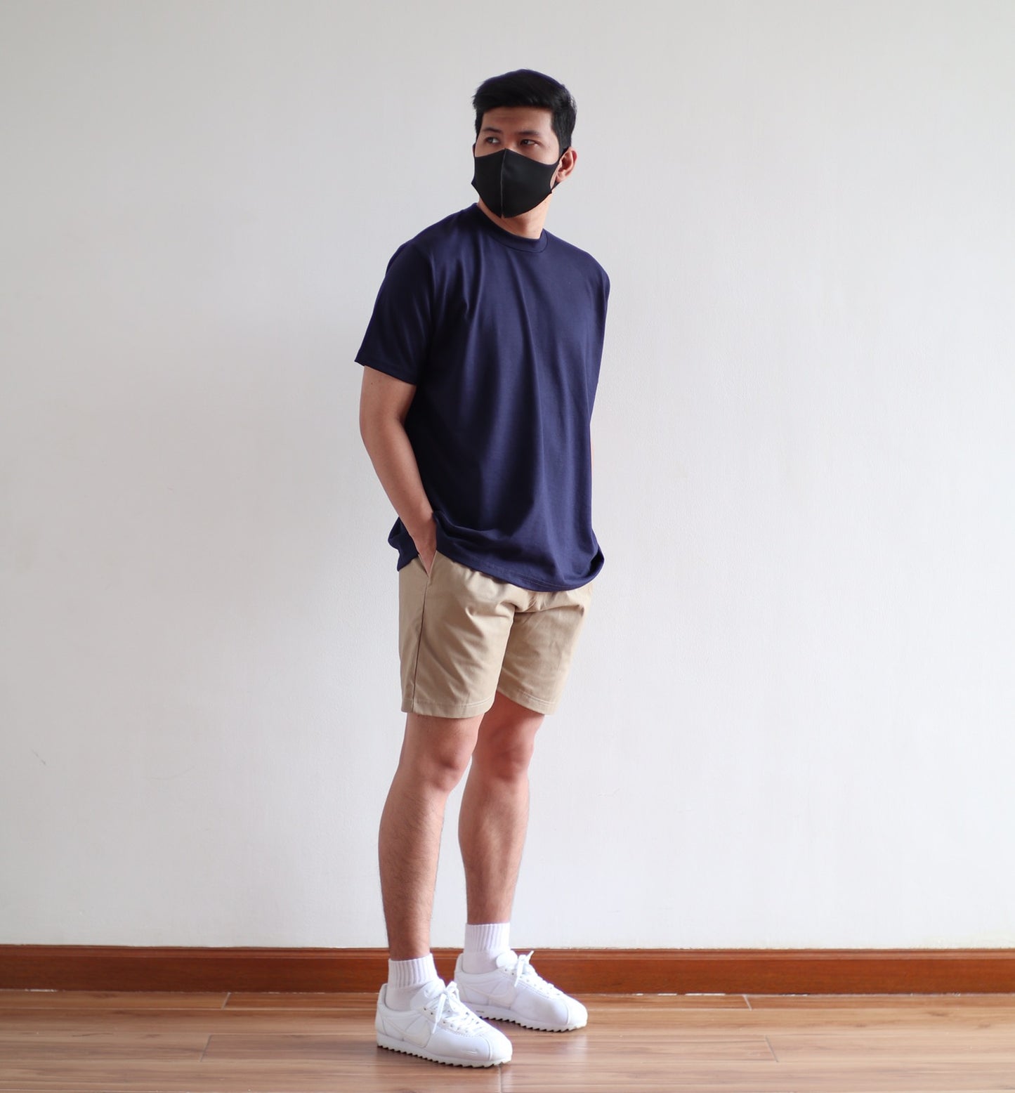 CLASSIC TEE IN NAVY BLUE
